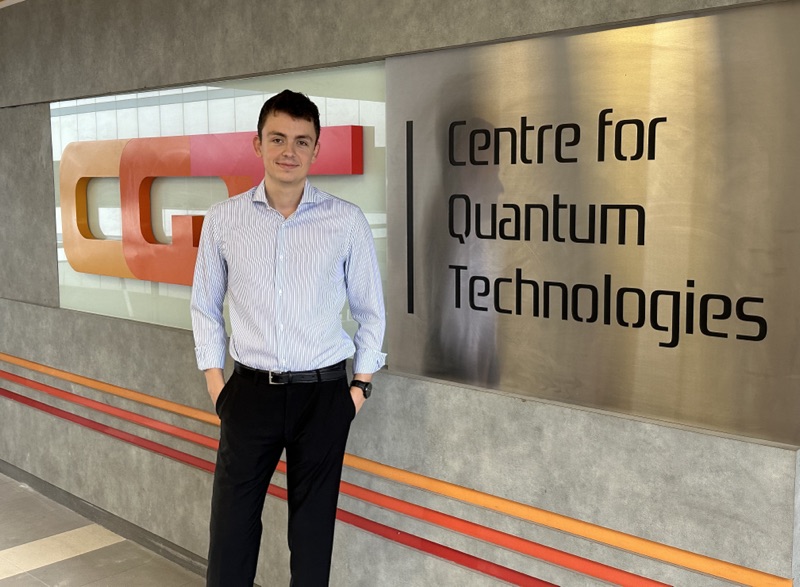 Portrait photo of Lukas Voss